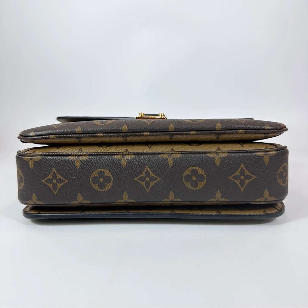 Louis Vuitton Reverse Monogram Pochette Metis - Picture 8 of 12